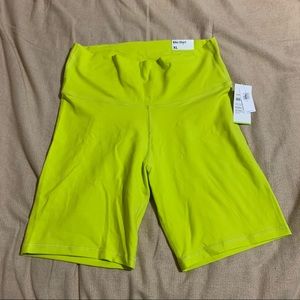Extra High-Waisted Balance Biker Shorts Lime Green